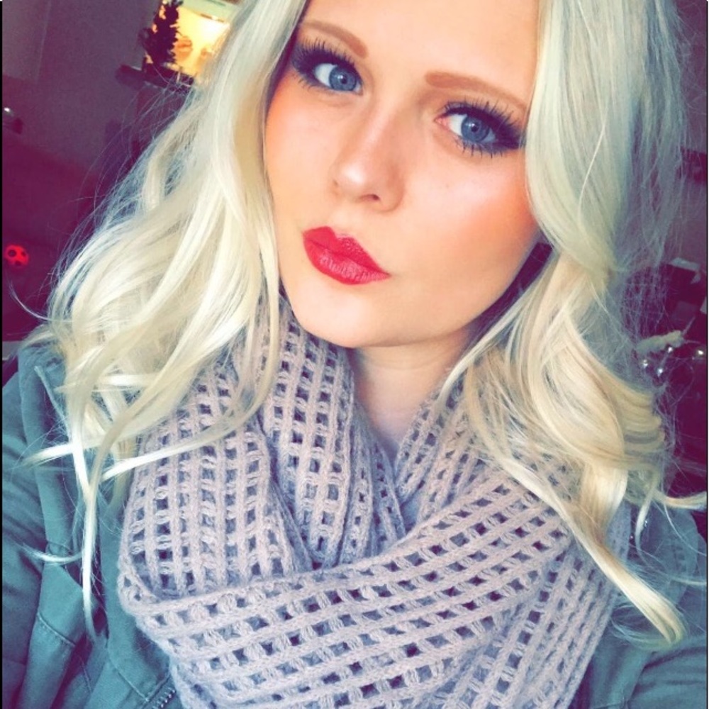 Meet your Posher, Blair